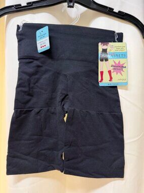 Spanx Love Your Assets Midthigh Shaper - Black